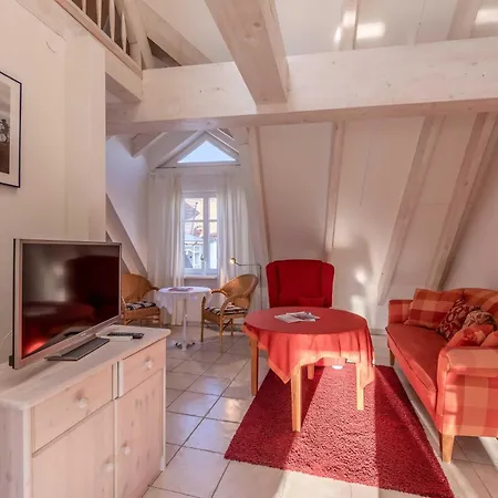 Apartment Altstadt-traum - Gemuetliche Maisonette- In Der Warener Altstadt